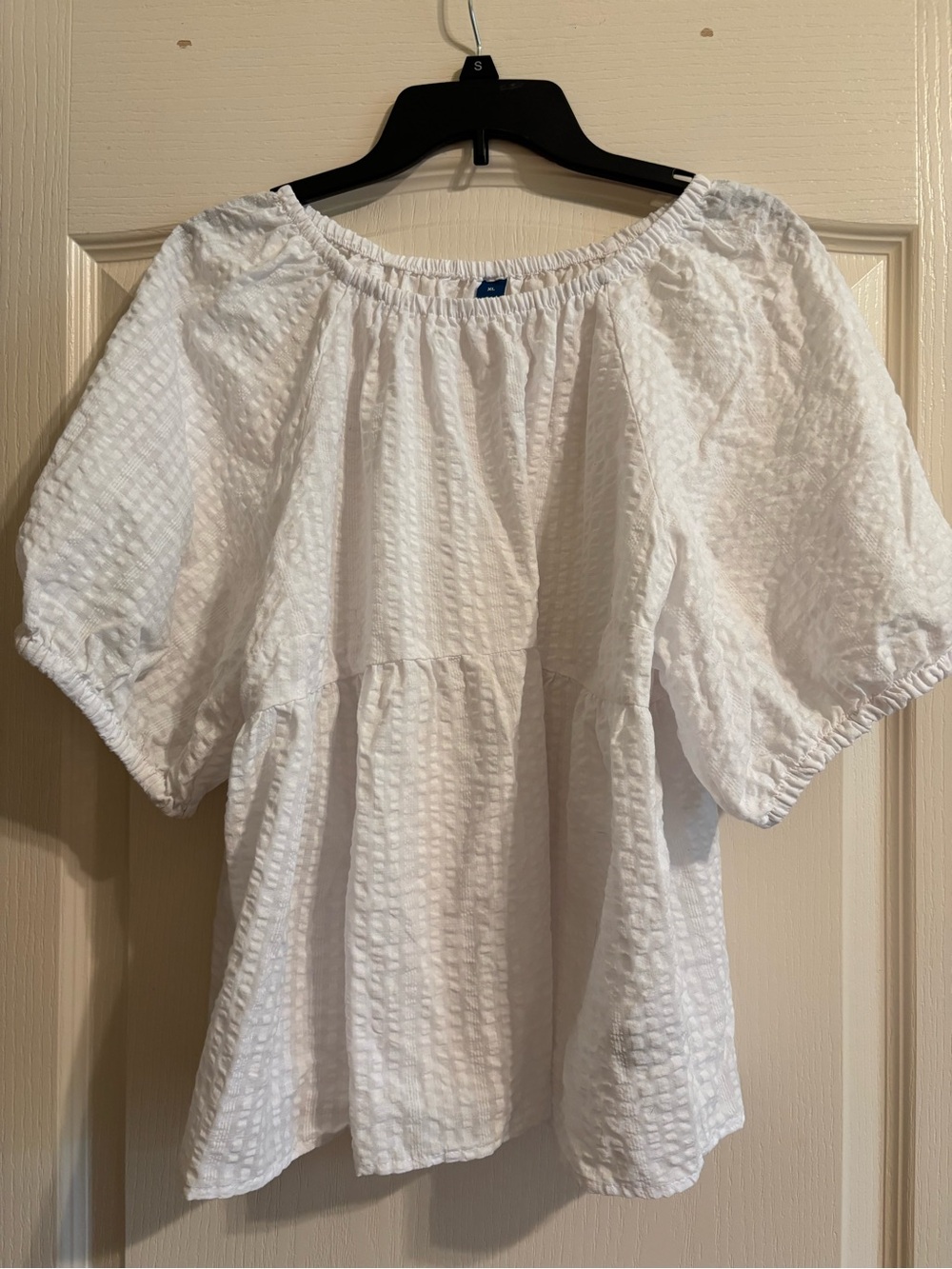 Old Navy White Textured Peasant Tunic